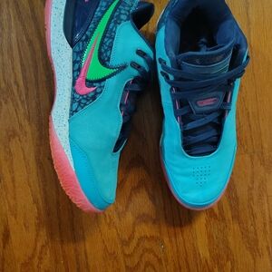 Nike Multicolor Athletic Shoes for Men